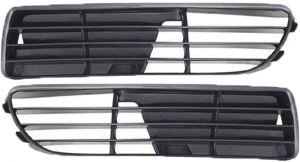 Решітка в бампер Audi A4 B5 1995-1999
