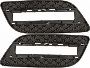 Решетка в бампер Mercedes W166 2011-2015 ML-CLASS