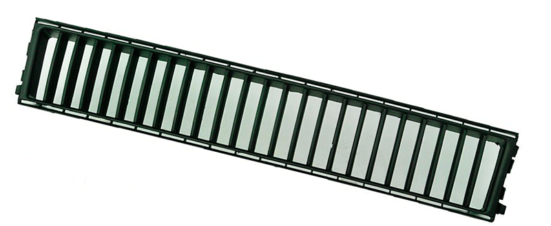 Решітка в бампер Skoda Fabia 1999-2005 (Смужки)