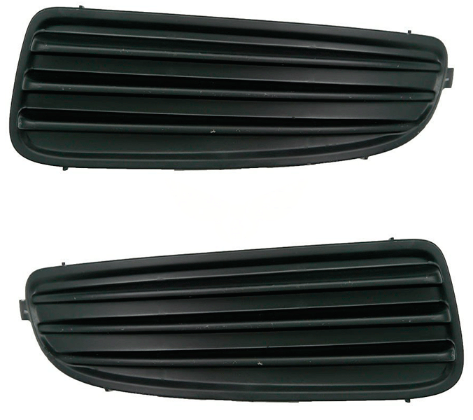 Решітка в бампер Toyota Avensis 1997-2000