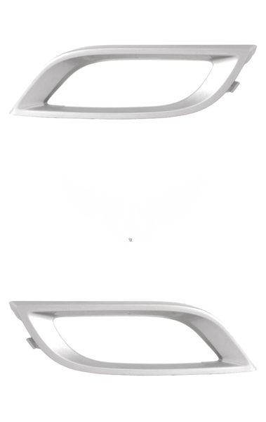 Рамка противотуманной фари Mazda 3 2009-2012 (Світлий металік USA)