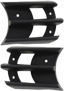 Решітка в бампер Mitsubishi Padgero Sport 2000-2008 (Під протитуманні фари)