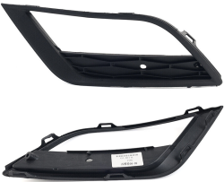 Решітка в Бампер Seat Ibiza 2012-2017